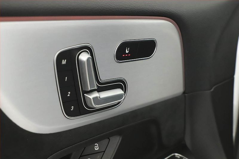 Mercedes-Benz Třídy B (2021) B 220 d 4MATIC - fotka 16 z 20