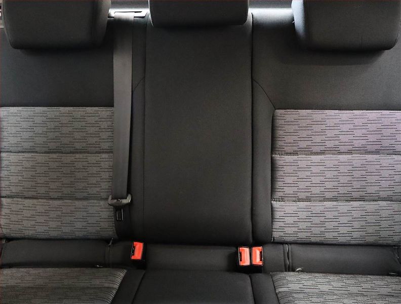 Škoda Octavia (2011) 1.8 TSI, Xenony, Tempomat - fotka 10 z 17