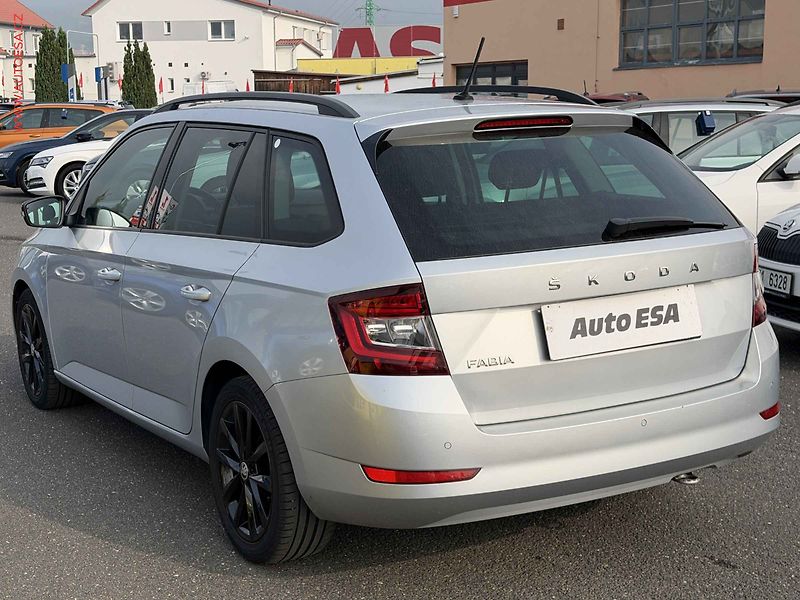 Škoda Fabia (2021) 1.0i, ČR - fotka 6 z 19