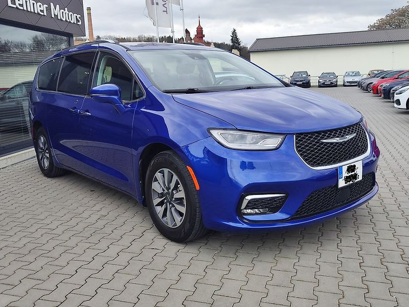 Chrysler Pacifica 3.6 VVT/214kW V6 Touring L - fotka 3 z 36