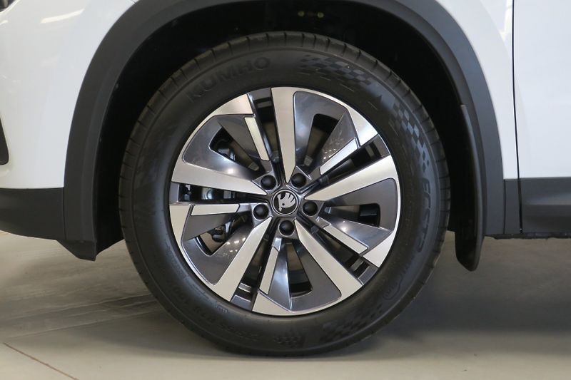 Škoda Kodiaq (2026) REZERVACE 1,5 TSI  Matrix NTop - fotka 8 z 50
