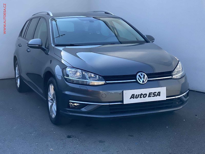 Volkswagen Golf (2017) 1.0 TSi, Comfortline, navi - fotografie inzerátu