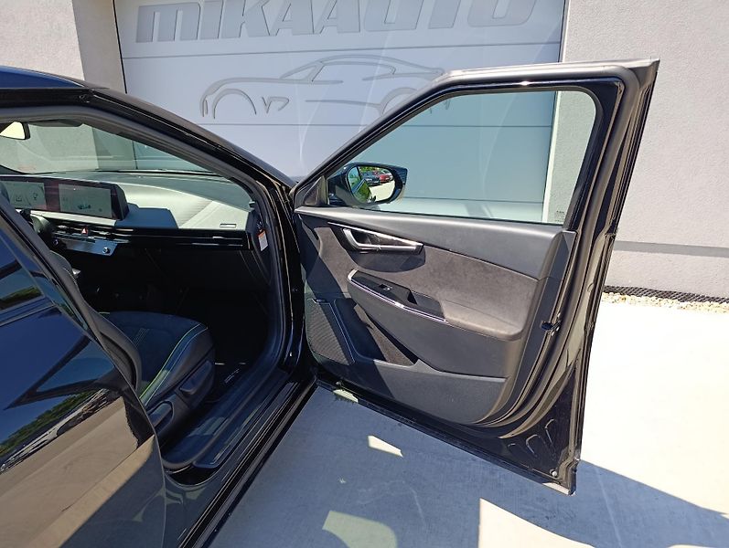 Kia EV6 GT 430kW 1. MAJITEL DPH - fotka 35 z 37