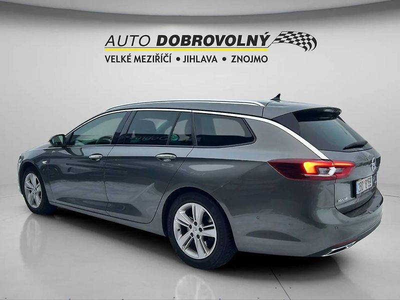 Opel Insignia Sports Tourer Innovation D 2.0 - fotka 5 z 32