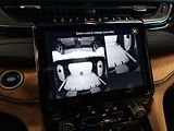 Jeep Grand Cherokee (2023) 5.7 Summit Reserve L V8 HeadUp - náhled 35