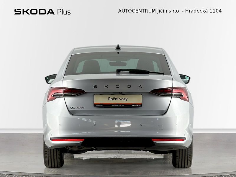 Škoda Octavia (2025) 1.5TSI 110kW Exclusive Selecti - fotka 6 z 33