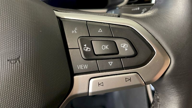 Volkswagen T-Roc (2024) R-Line 1.0 TSI 81kW - fotka 22 z 28