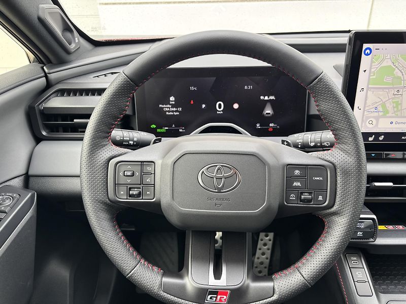 Toyota RAV4 (2026) GR SPORT 2,5 HEV 4X4 AT - fotka 6 z 14