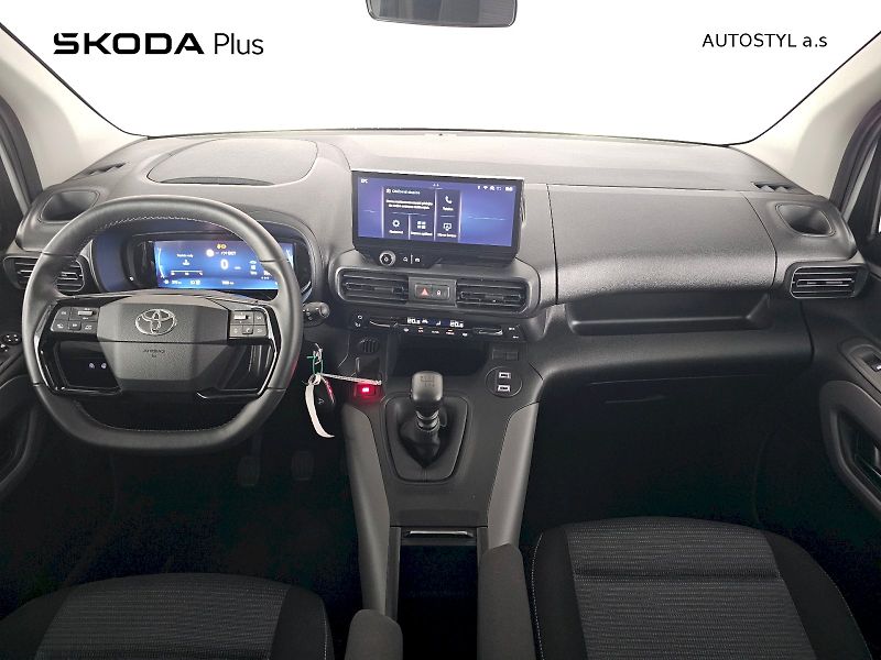 Toyota ProAce City Verso (2024) L1 1.2T 110k FAMILY - fotka 5 z 25