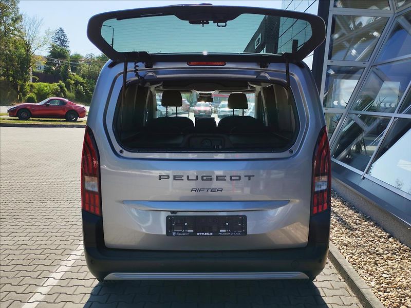 Peugeot Rifter (2026) 1.5 LONG GT BlueHDi 130 S&S EA - fotka 7 z 15