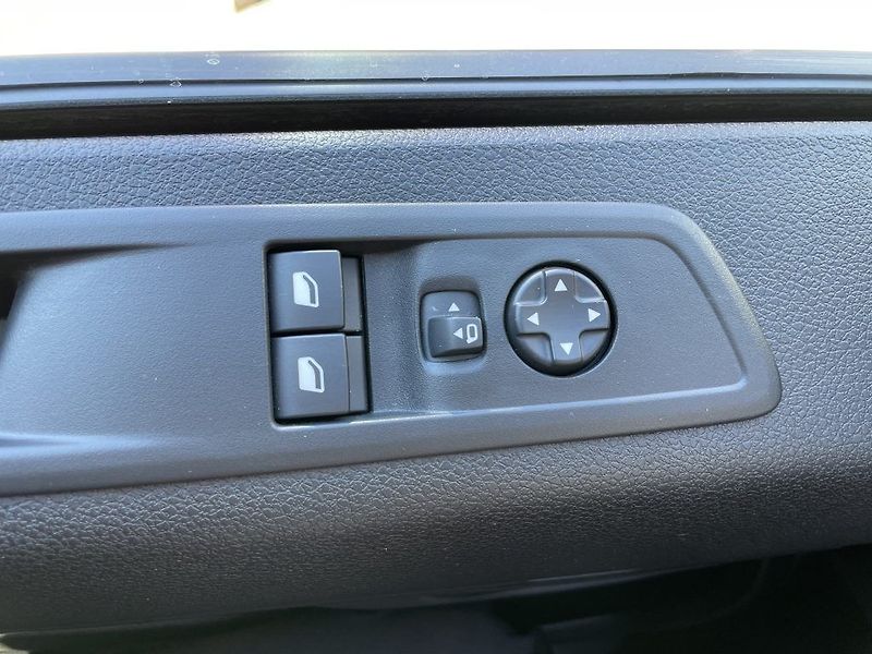 Toyota ProAce Verso Executive Skyview kůže - fotka 12 z 28