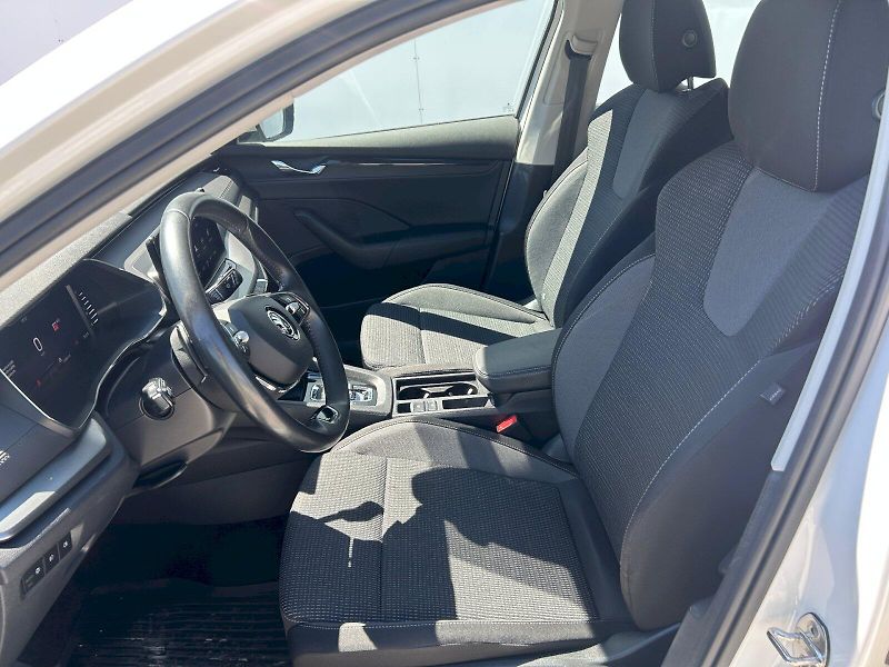 Škoda Octavia (2022) COM AMB TD 85/2.0 A7F - fotka 10 z 26