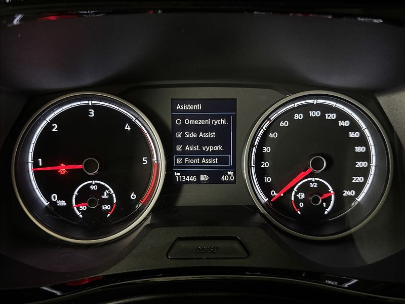 Volkswagen California 2,0 TDi  DSG Beach LED Assist - fotka 31 z 50