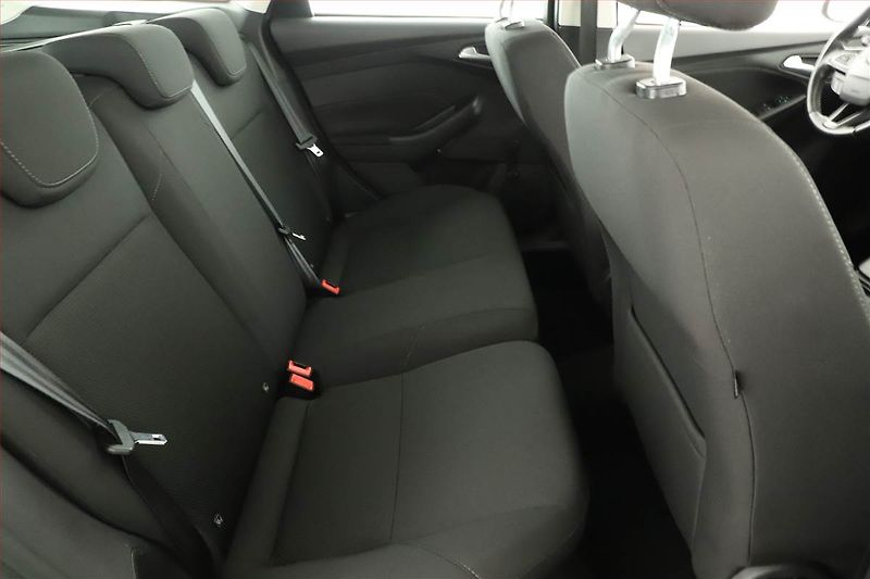 Ford Focus (2016) 1.5 TDCi, Serv.kniha, Tempomat - fotka 7 z 12