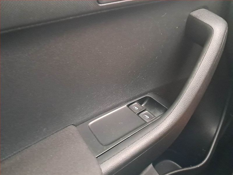 Škoda Fabia (2021) 1.0 TSI, ČR,1.maj, Tempomat - fotka 16 z 17