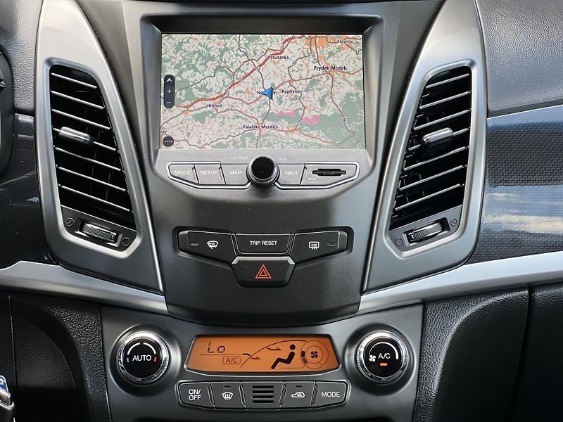 SsangYong Korando 2.0e-XGi NAVI KAMERA KLIMA - fotka 19 z 45