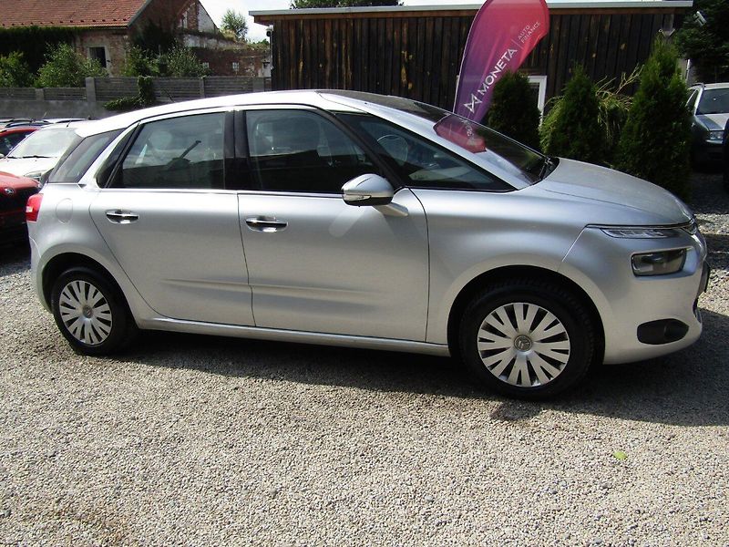 Citroën C4 Picasso (2015) 1.6 HDI 88kW PLNÁ VÝBAVA - fotka 8 z 40