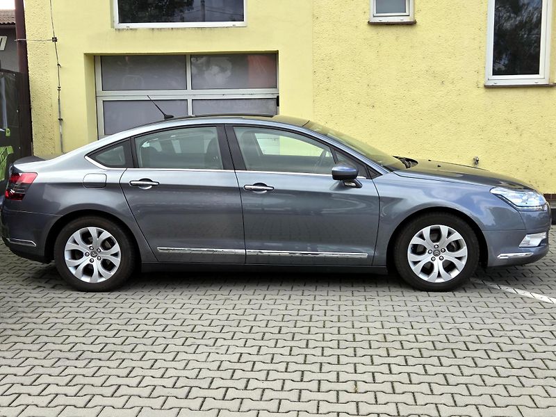 Citroën C5 2,0HDi 120kW SERV.KN,ROZVODY  - fotka 6 z 43