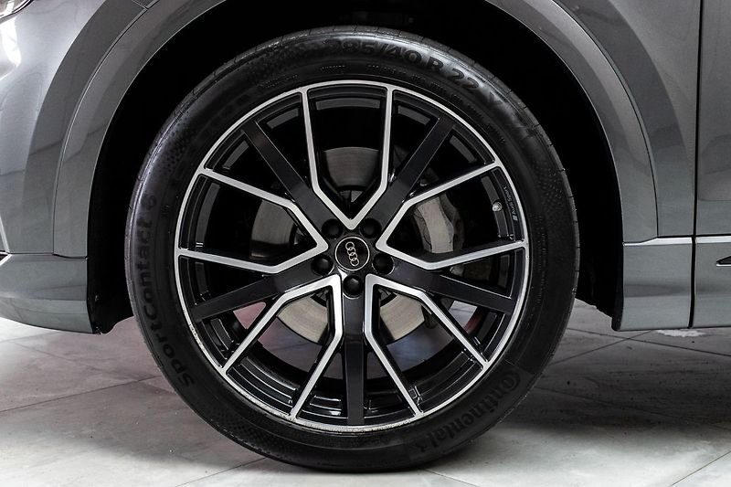 Audi Q8 50TDI S-LINE*4x4*AIR*KESSY*DPH - fotka 36 z 45