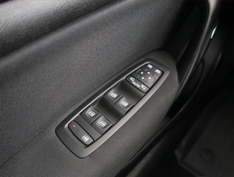 Renault Mégane (2021) 1.3 TCe, ČR,1.maj, Tempomat - fotka 14 z 14