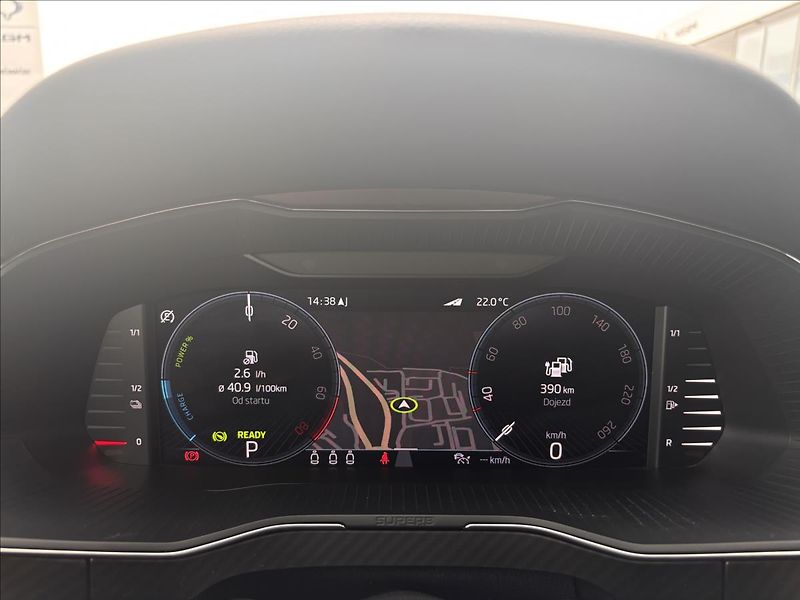 Škoda Superb 1,4 160kW iV Sportline DSG - fotka 25 z 32