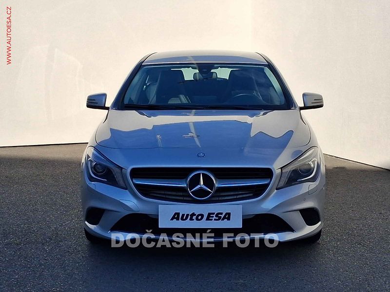 Mercedes-Benz CLA (2016) 1.6 CGi 180, ČR, AT - fotka 2 z 17