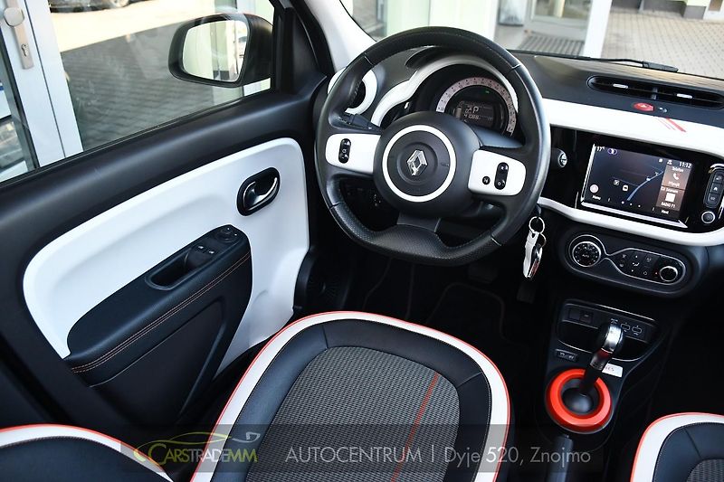 Renault Twingo ZE VIBES VÝHŘEV - fotka 21 z 55