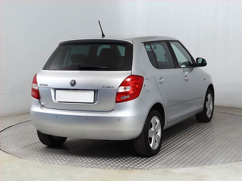 Volvo V60 (2017) D3 2.0, Automat, Serv.kniha - fotka 5 z 17