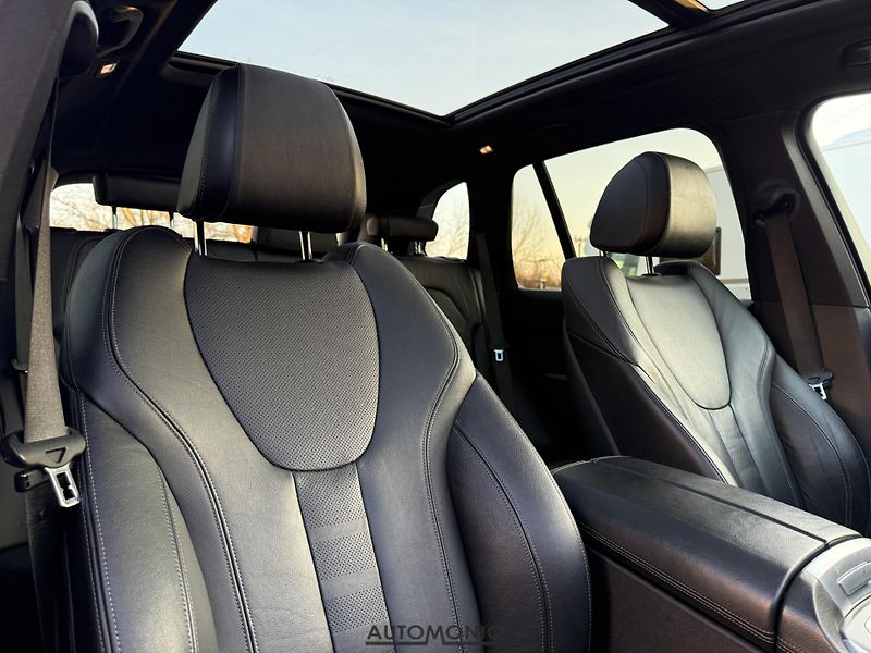 BMW X5 (2020) xDrive30d M Sport Vzduchový p. - fotka 19 z 32
