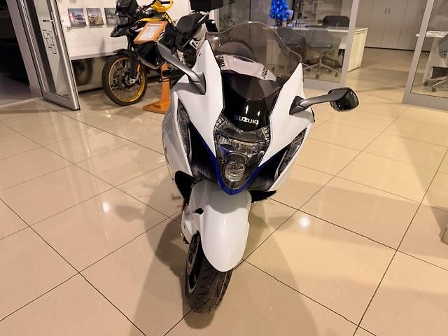 Suzuki GSX 1300 R Hayabusa (2026) - fotka 5 z 6