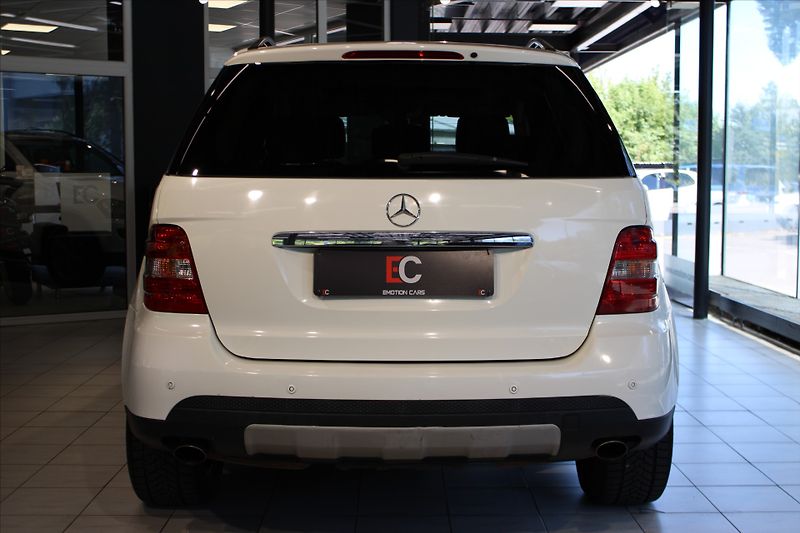 Mercedes-Benz Třídy M 350 4MATIC H&K/Pano  ML - fotka 5 z 23