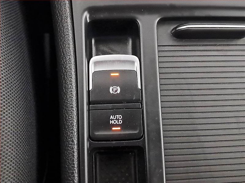 Volkswagen Golf (2018) 1.0 TSI, Tempomat - fotka 19 z 20