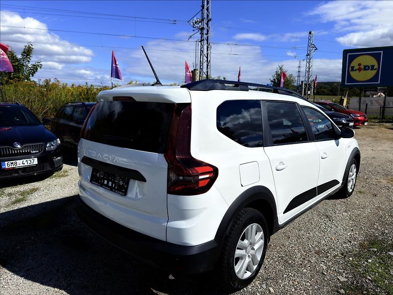 Dacia Jogger 1,0 TCe POŠKOZENÁ PŘEDNÍ ČÁST - fotka 5 z 35