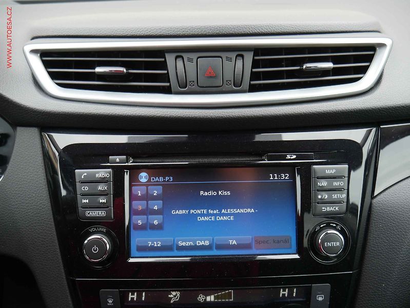 Nissan Qashqai (2018) 1.6DiG-T, ČR, Acenta - fotka 16 z 18