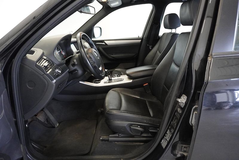 BMW X3 3,0 XDRIVE30D AUTOMAT - fotka 11 z 29