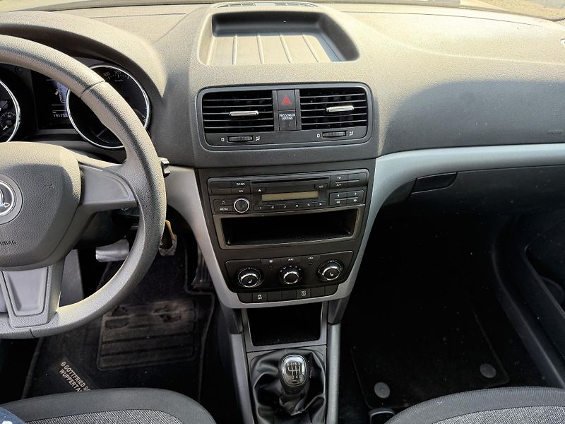 Škoda Yeti 1.2 TSI 77KW  - fotka 17 z 22
