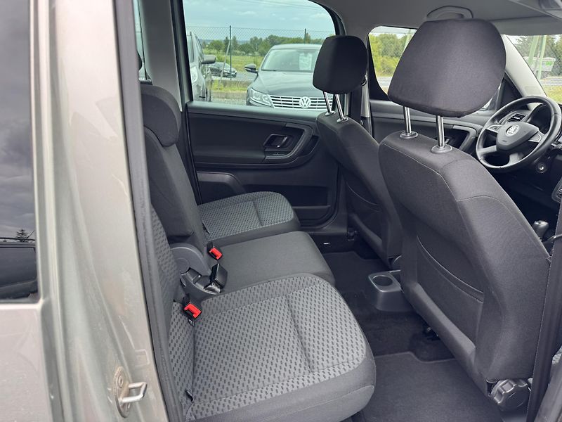 Škoda Roomster 1.2 TSi,197 tis km,2014 - fotka 16 z 18