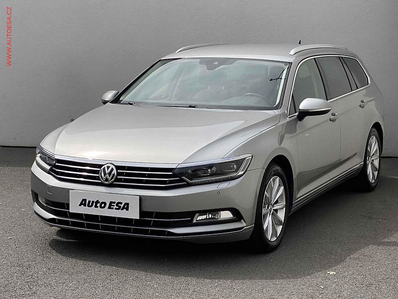 Volkswagen Passat (2015) 2.0TDI, LED, navi - fotka 3 z 18