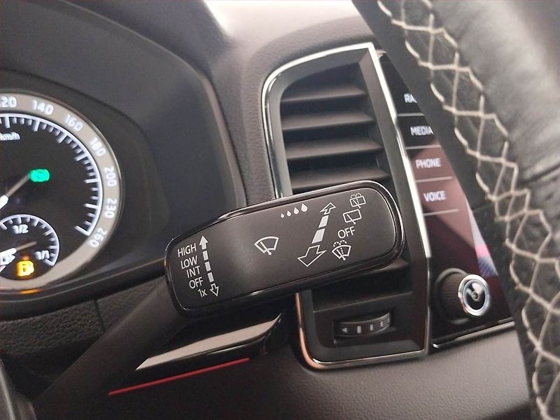 Škoda Karoq (2020) Sportline 1.5 TSI - fotka 18 z 24