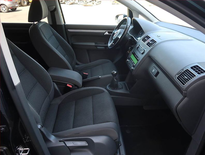Volkswagen Touran (2011) 1.2 TSI, Tempomat - fotka 8 z 15