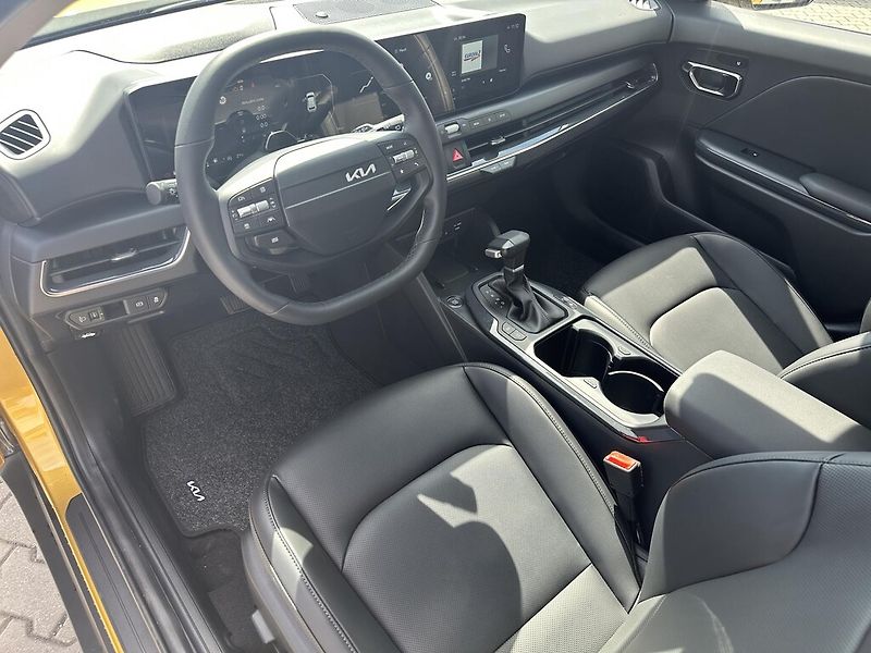 Kia K4 Sportswagon (2026) 1,6 T-GDi 7DCT 132 kW TOP - fotka 4 z 6