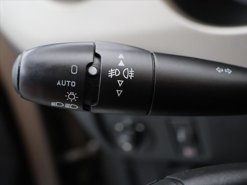 Citroën Berlingo 1,6 VTi 88kW Multispace CZ - fotka 16 z 32