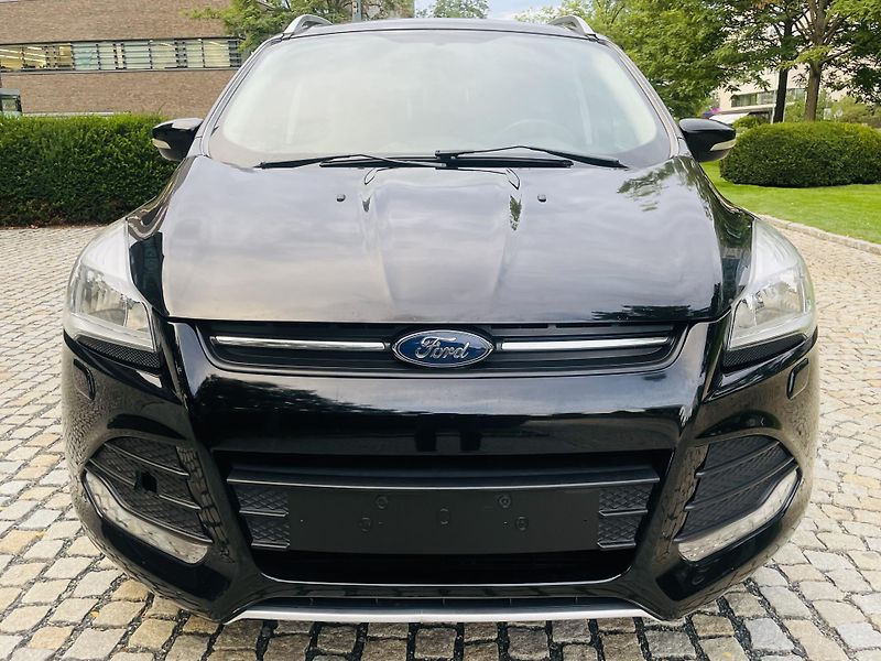 Ford Kuga 2.0TDCi 4x4 MAN TAŽNÉ VÝHŘEV - fotka 7 z 44