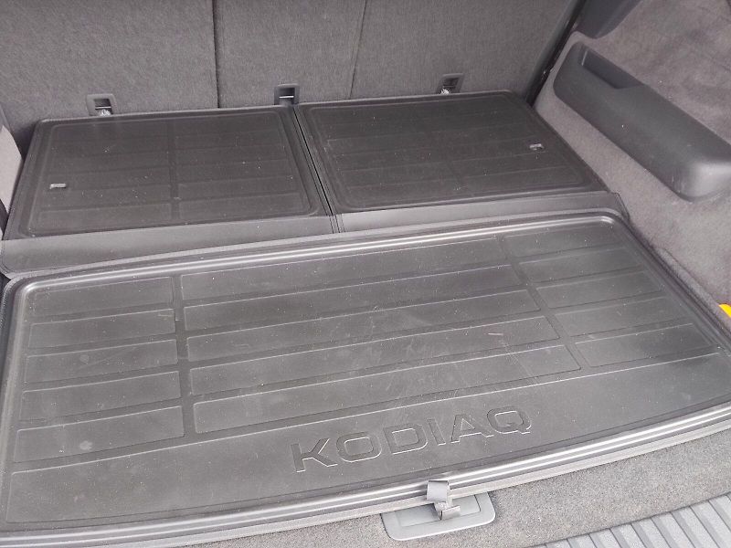 Škoda Kodiaq (2024) Exclusive Selection 2,0 tdi 14 - fotka 48 z 49
