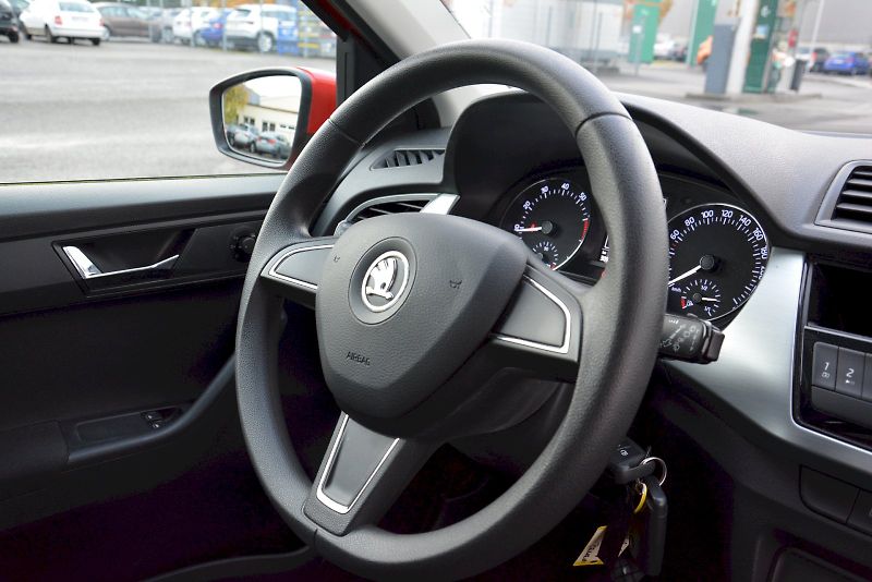 Škoda Fabia (2015) 1.0 MPI 44 KW Ambition - fotka 17 z 22