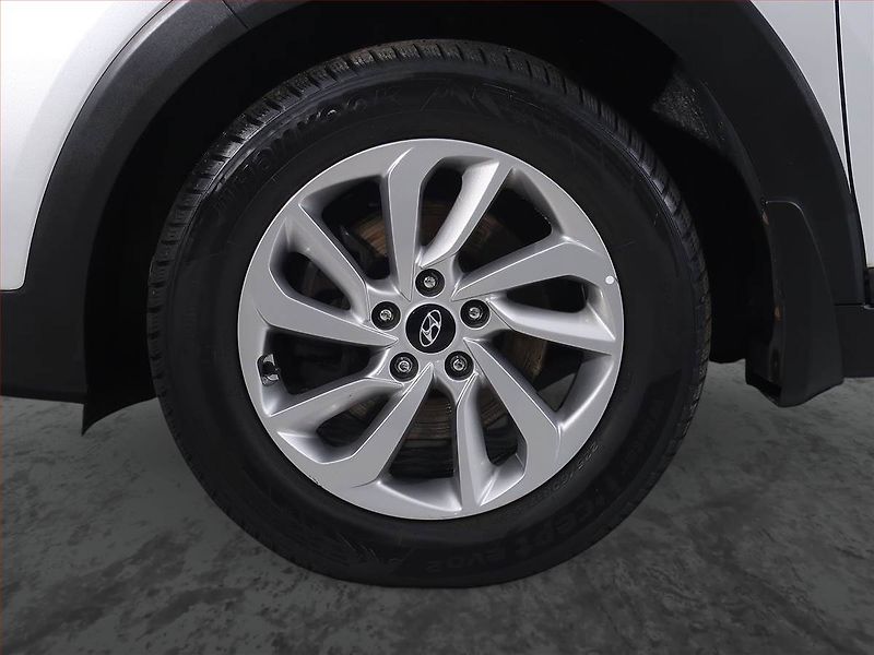 Hyundai Tucson (2016) 1.7 CRDi, Serv.kniha, Navi - fotka 15 z 21
