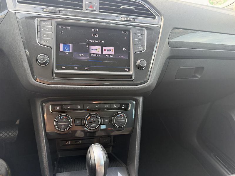 Volkswagen Tiguan (2017) 1.4 TSI 4x4 ser.knížka - fotka 20 z 29
