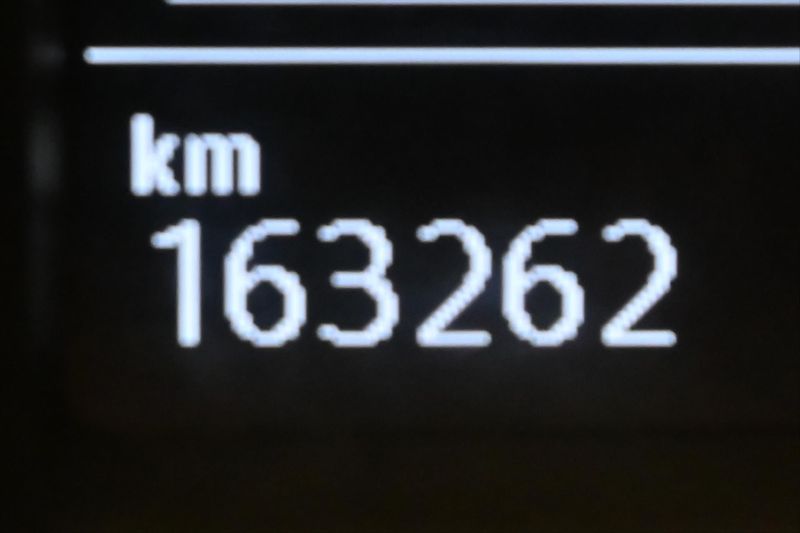 Volkswagen Passat 2,0 TDI 110 kW Navigace Záruka - fotka 17 z 31