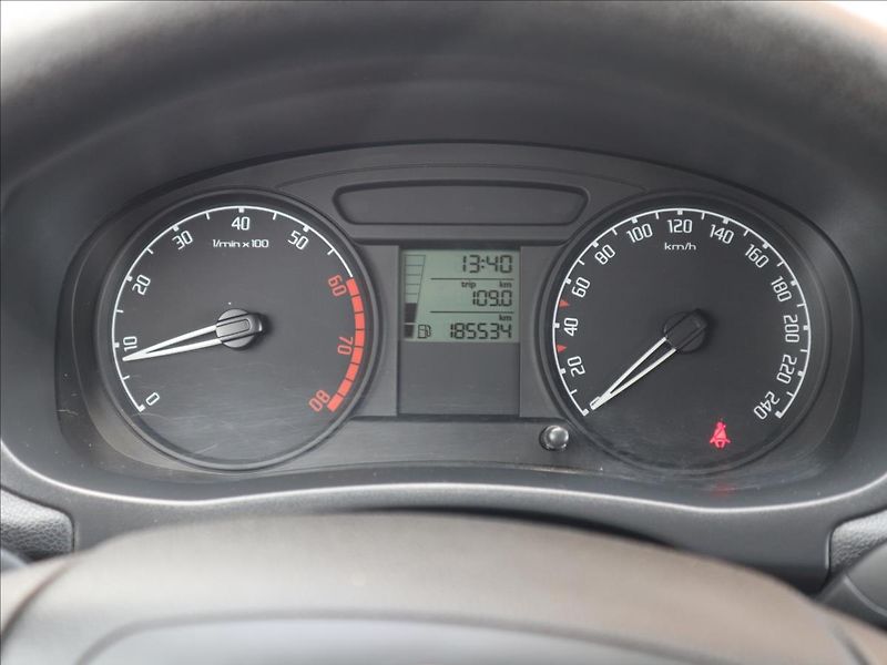 Škoda Roomster 1,4 i 16V Park Senzory - fotka 10 z 21