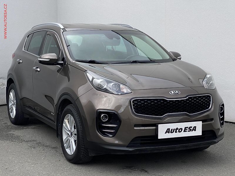 Kia Sportage (2018) 2.0 CRDi 4x4, ČR, Navi - fotografie inzerátu